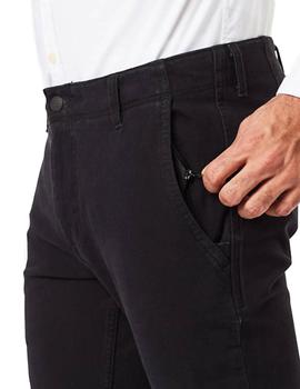 Pantalón Dockers Alpha Khaki 360 skinny negro