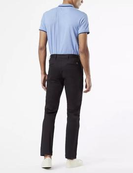 Pantalón Dockers Alpha Original Khaki Slim negro