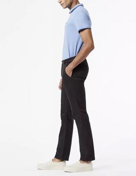 Pantalón Dockers Alpha Original Khaki Slim negro