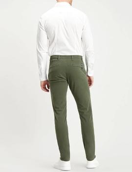 Pantalón Dockers Alpha Khaki 360 skinny verde