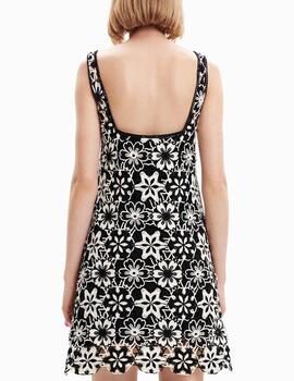 Vestido Desigual Daisies crochet negro