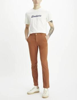 Pantalón Dockers Alpha Khaki 360 skinny marrón