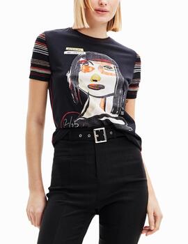 Camiseta Desigual cara negro