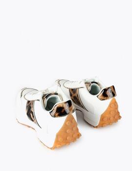Sneakers Lola Casademunt animal print