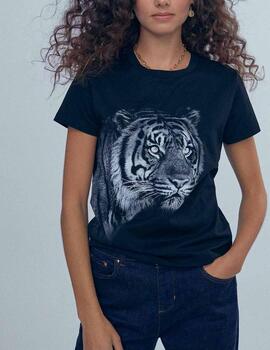 Camiseta Lola Casademunt tigre negro