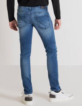 Pantalón vaquero Antony Morato tapered Ozzy lavado medio