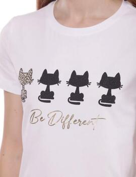 Camiseta Mimi Mua 'be diferent' blanco
