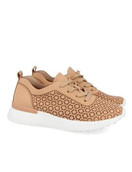 Zapatillas Walk and Fly troqueladas camel