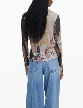 Camiseta Desigual con botones estampada