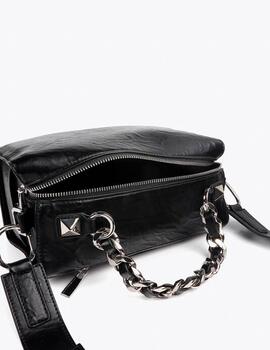 Bolso Lola Casademunt tachas negro