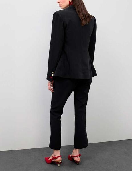 Gallery a17729 vi8um3d3