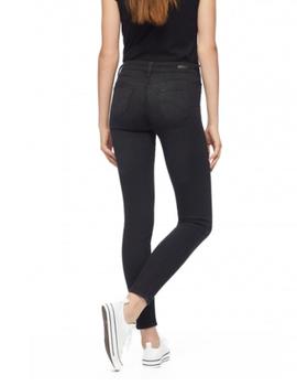 Pantalón vaquero Lee Scarlett Black Out Body Optix